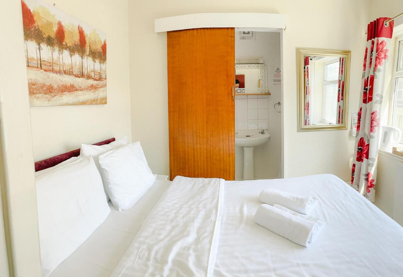 Bed and Breakfast The Chimes On The Sea Blackpool Zewnętrze zdjęcie